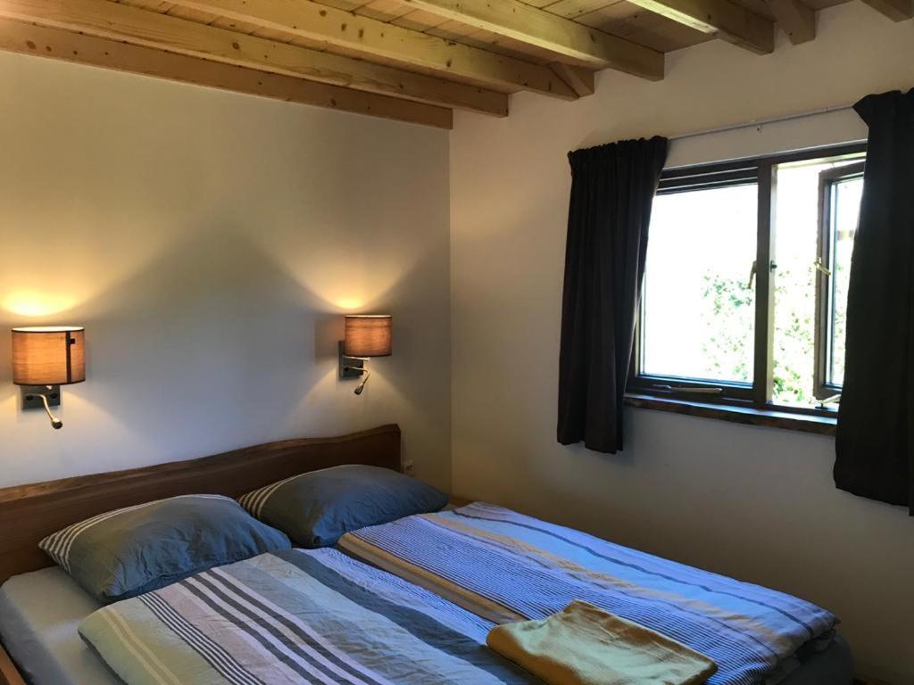Heerlijk Huisje Vlakbij De Duinen Van Oostvoorne Eksteriør billede